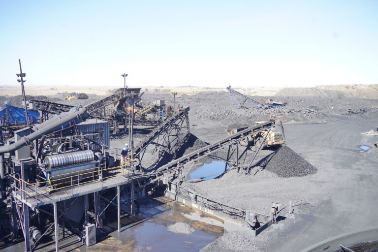 Showing off the Plantcor mining wash plant in Brakfontein