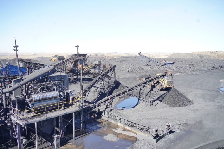 Showing off the Plantcor mining wash plant in Brakfontein