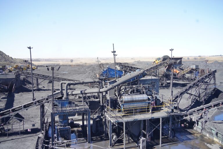 Showing off the Plantcor mining wash plant in Brakfontein